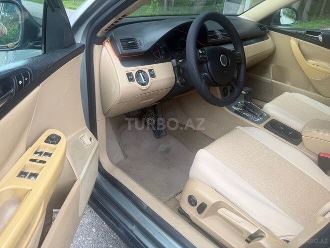 Volkswagen Passat-10