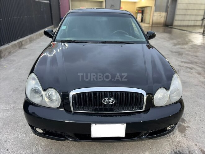 Hyundai Sonata-1