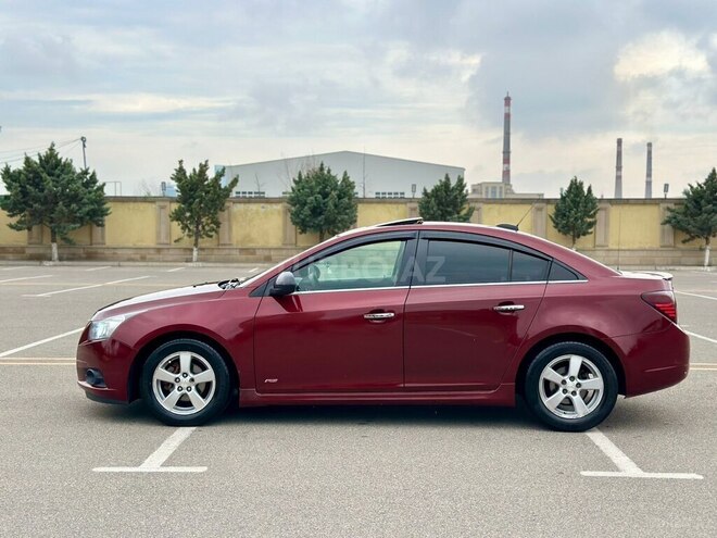 Chevrolet Cruze-5
