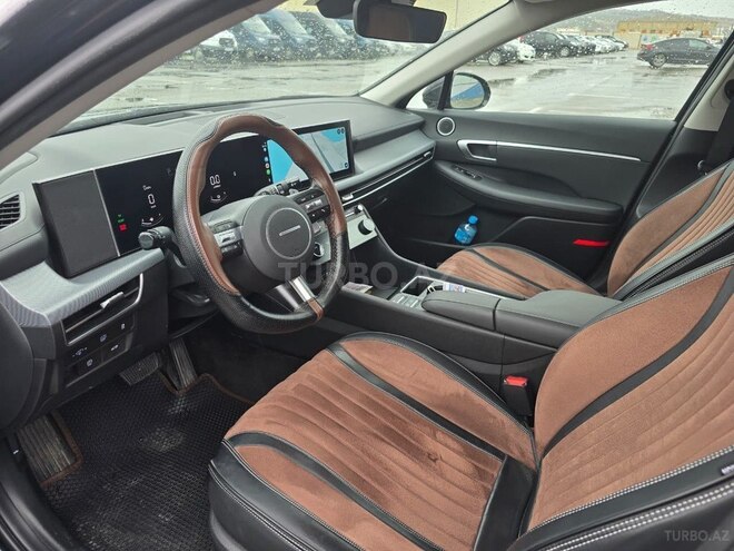 Hyundai Sonata-13