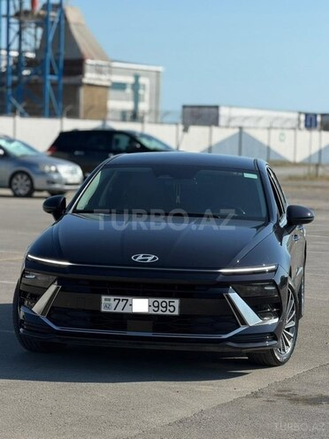 Hyundai Sonata-2