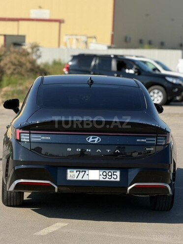 Hyundai Sonata-3