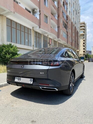 Changan Eado-7