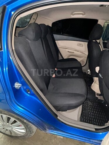 Kia Rio-7