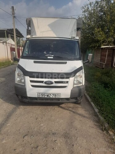 Ford Transit-1