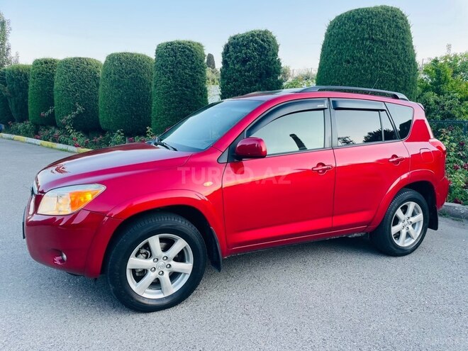 Toyota RAV4-9