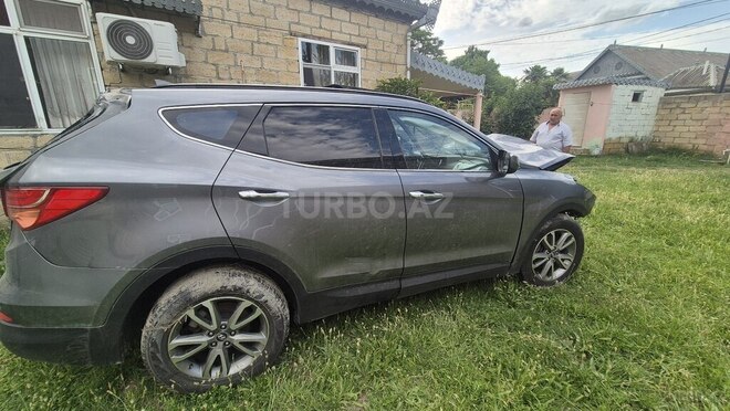 Hyundai Santa Fe-2