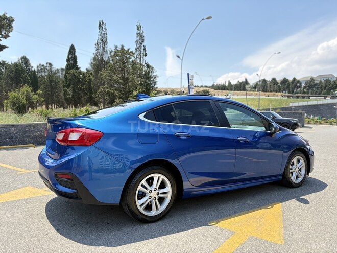 Chevrolet Cruze-8