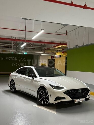 Hyundai Sonata-12