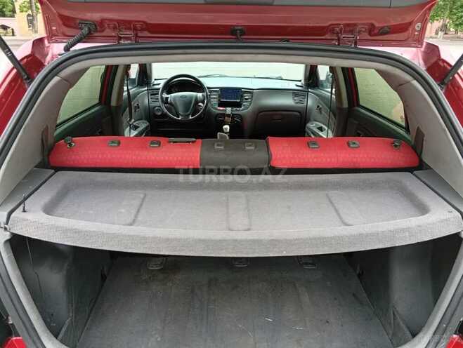 Kia Rio-12