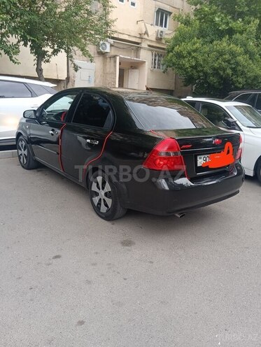 Chevrolet Aveo-3