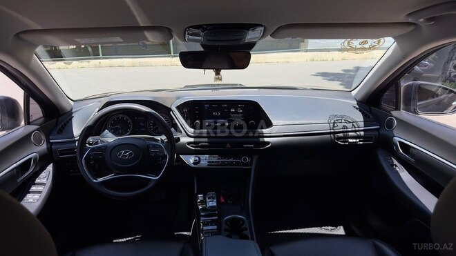 Hyundai Sonata-9