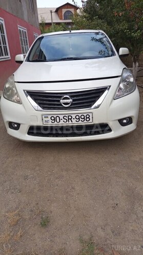 Nissan Sunny-5