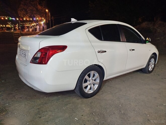 Nissan Sunny-9