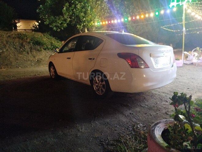 Nissan Sunny-10