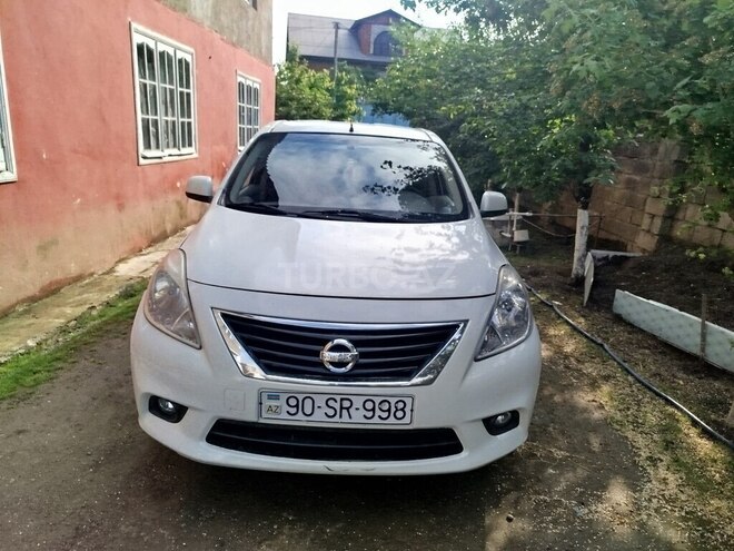 Nissan Sunny-1