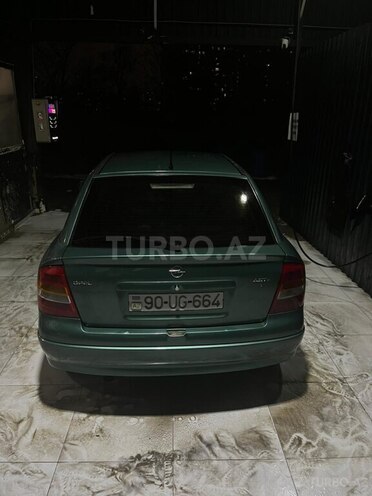 Opel Astra-2