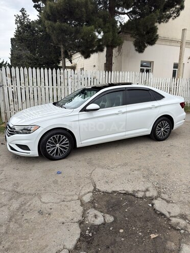 Volkswagen Jetta-5