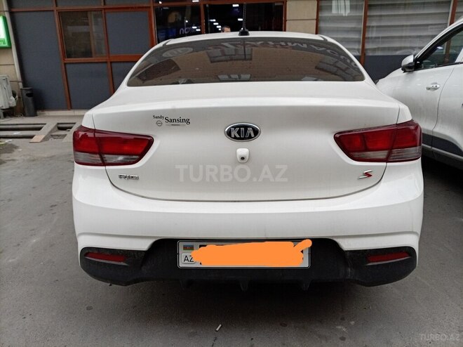 Kia Rio-3