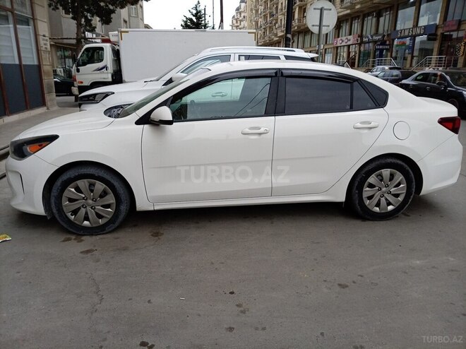 Kia Rio-6