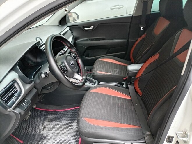 Kia Rio-7