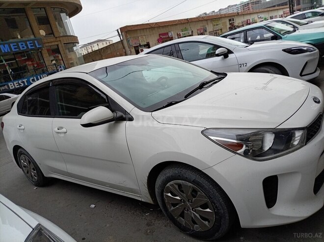 Kia Rio-9