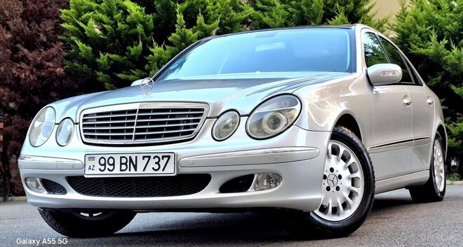 Mercedes E 240-2