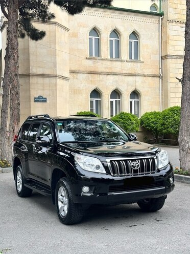 Toyota Land Cruiser Prado-8