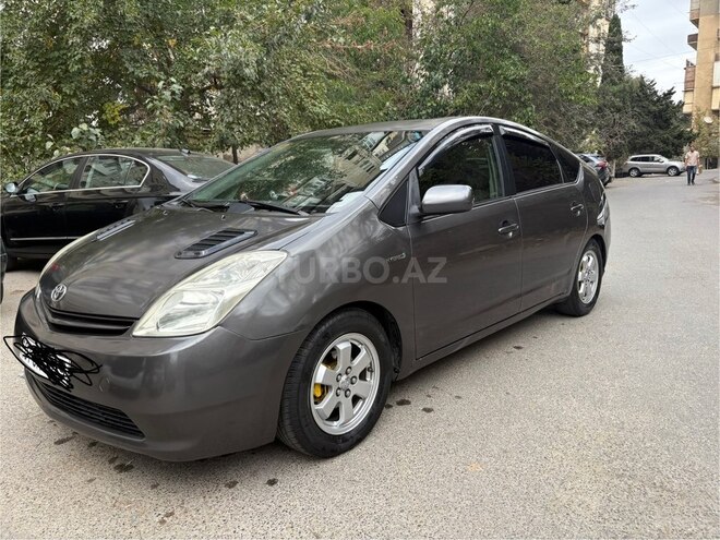 Toyota Prius-3