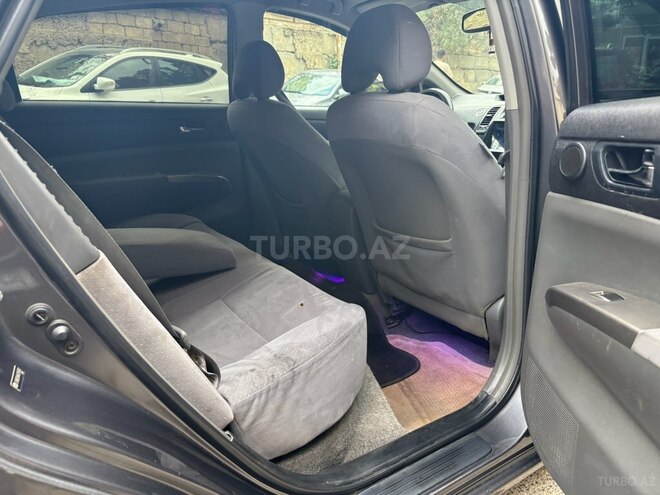 Toyota Prius-7