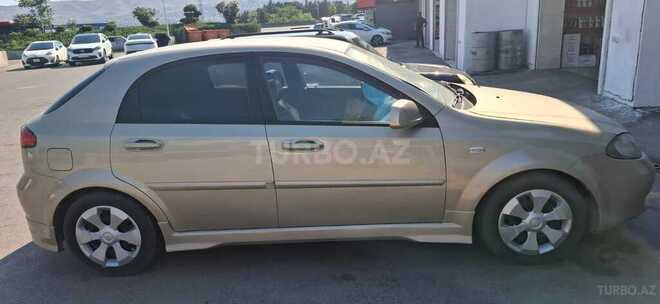 Chevrolet Lacetti-4