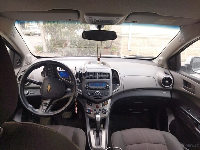 Chevrolet Aveo-9