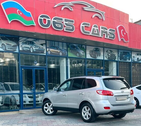 Hyundai Santa Fe-15
