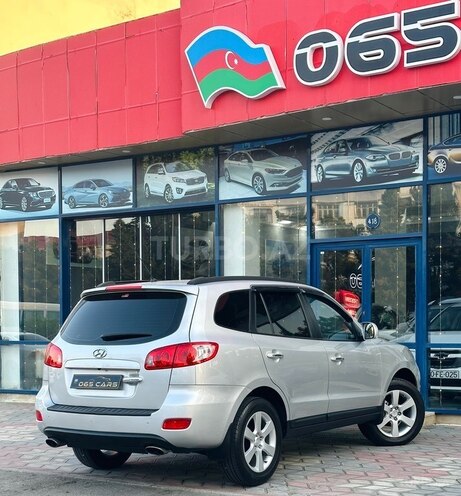 Hyundai Santa Fe-14