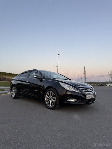 Hyundai Sonata-13