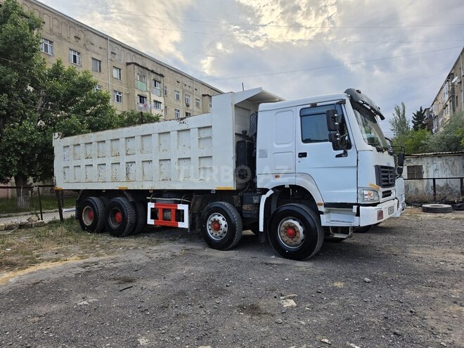 HOWO Sinotruk-11