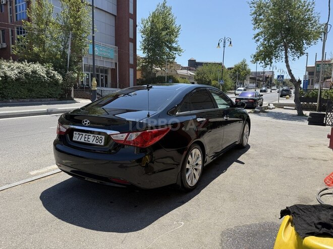 Hyundai Sonata-3