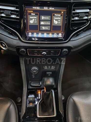 Jeep Grand Commander-8