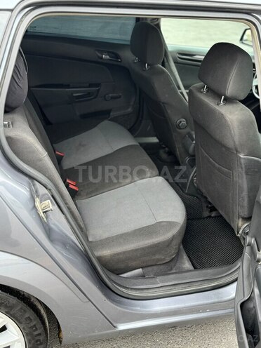Opel Astra-8