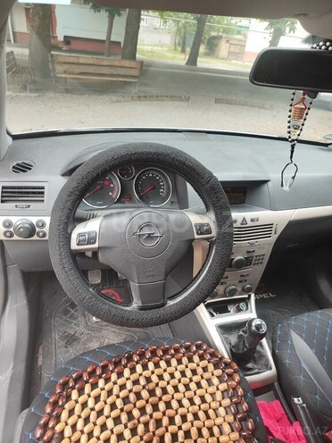 Opel Astra-3