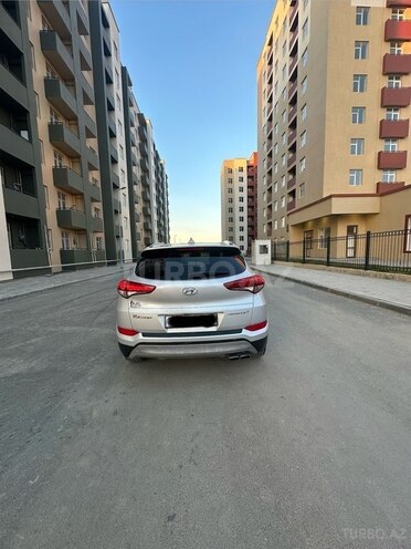 Hyundai Tucson-2