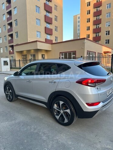 Hyundai Tucson-4