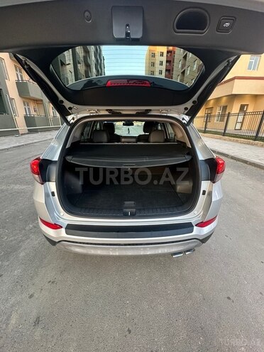 Hyundai Tucson-9