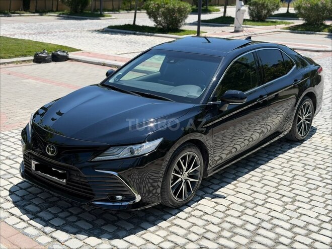 Toyota Camry-3