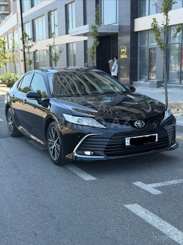 Toyota Camry-8