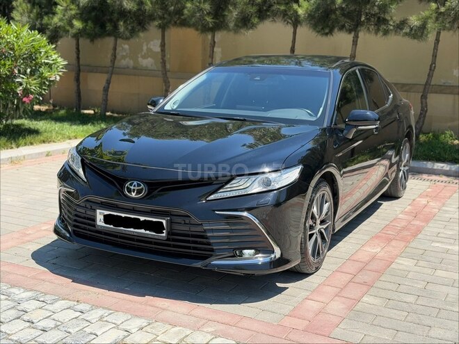 Toyota Camry-6