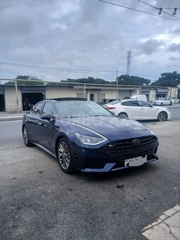 Hyundai Sonata-1