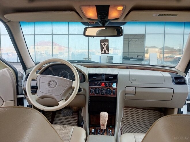 Mercedes C 230-4