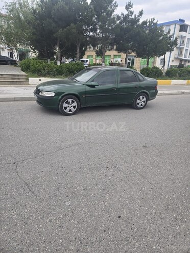 Opel Vectra-3
