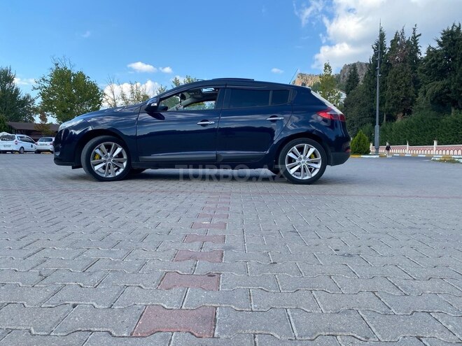 Renault Megane-6